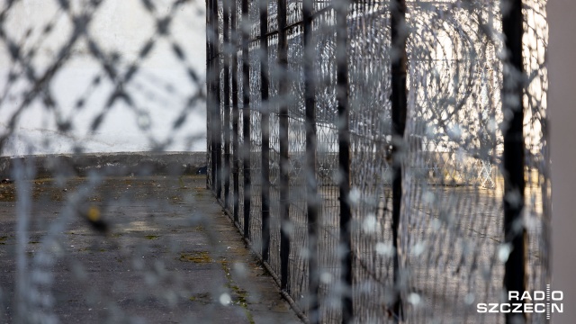 Przez kilka lat znęcał się nad własną rodziną - oprawca ze Szczecina odpowie za to przed sądem. Jest akt oskarżenia.