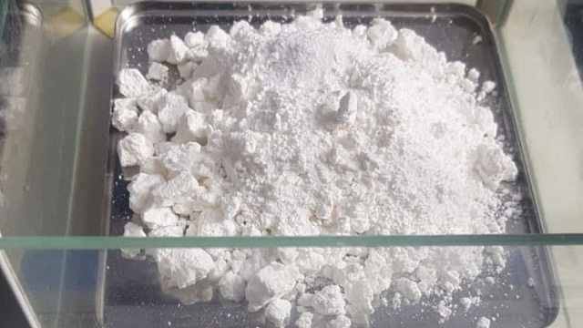 Amfetaminę, tabletki ecstasy i marihuanę przechowywał w swoim mieszkaniu 48-letni mieszkaniec Kołobrzegu.
