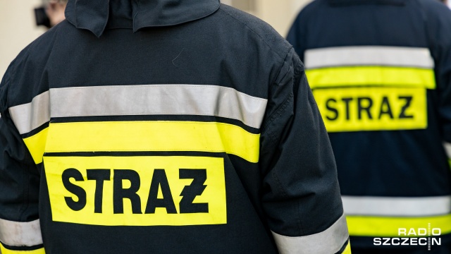 Prawie 60 tysięcy złotych trafi do rodzin poszkodowanych w wyniku pożarów w naszym województwie. Wojewoda zachodniopomorski Zbigniew Bogucki podpisał umowy na dotacje celowe dla gmin, gdzie mieszkali pogorzelcy.