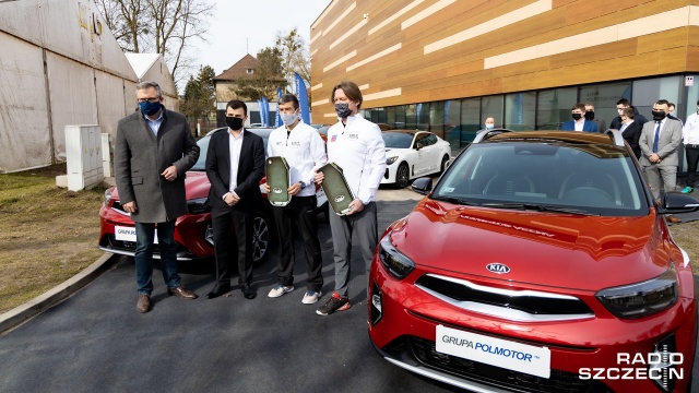 KIA Polmotor będzie dalej sponsorem tytularnym hali tenisowej przy al. Wojska Polskiego w Szczecinie.