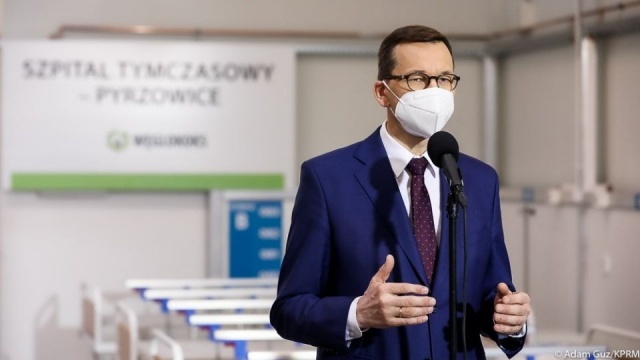 Premier Mateusz Morawiecki poinformował, że rząd planuje kolejną tarczę antykryzysową dla branż najbardziej dotkniętych obostrzeniami wprowadzonymi z powodu pandemii.