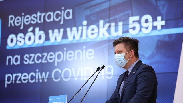 Od poniedziałku program szczepień przyspiesza. Mówił o tym podczas konferencji prasowej szef Kancelarii Premiera Michał Dworczyk.