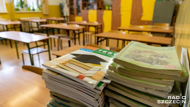 Od poniedziałku będą znowu działać żłobki i przedszkola. Uczniowie co najmniej do 25 kwietnia mają zajęcia zdalne.