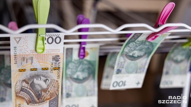 Zwiększa się finansowa kontrola rynku dzieł sztuki. W czwartek zaczynają obowiązywać przepisy znowelizowanej ustawy o przeciwdziałaniu praniu pieniędzy oraz finansowaniu terroryzmu. Wymogła je unijna dyrektywa.