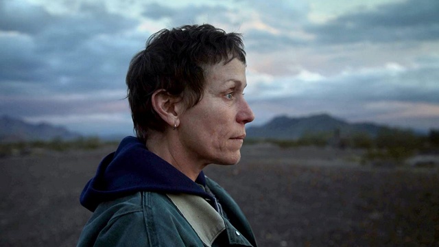 Znamy wyniki tegorocznej Gali Oscarowej. Komisja konkursowa doceniła szczególnie film Nomadland w reżyserii Chloe Zhao. Otrzymał on nagrody dla najlepszego filmu, reżyserii oraz najlepszej aktorki pierwszoplanowej. Przebieg ceremonii mogliście śledzić dzięki Oscarowej Nocy w Radiu Szczecin.