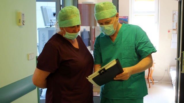W ubiegłym roku w placówce wykonano prawie 1000 zabiegów. Placówka mimo trudnych warunków ani na chwilę nie przerwała planowych operacji, a teraz podsumowała to, co udało się zrobić. Najwięcej było interwencji ginekologicznych, a także chirurgicznych i ortopedycznych.