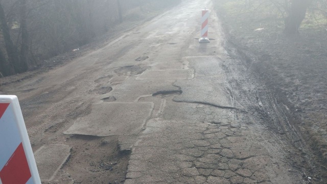 Są pieniądze na remont drogi z Ustowa do Kurowa. To główny dojazd m.in. do Siadła Dolnego.
