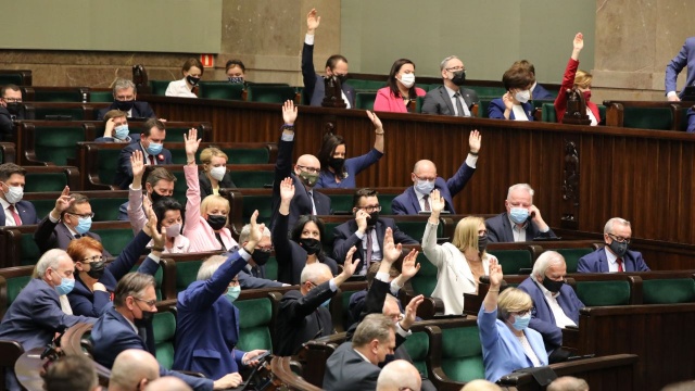 Sejm ratyfikował Fundusz Odbudowy UE
