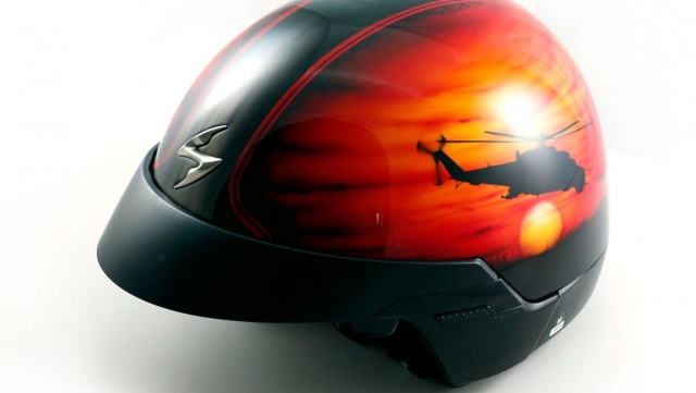 Specjalnie zaprojektowany na Rajd motocyklowy Kask weterana zostanie zlicytowany na rzecz poszkodowanych żołnierzy.