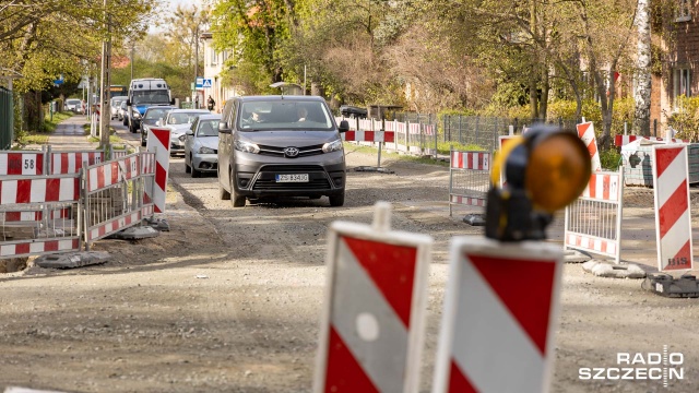 Dwa miesiące opóźnienia - przy przebudowie ulicy Stołczyńskiej - w Skolwinie. To oficjalna informacja przekazana przez Zarząd Dróg i Transportu Miejskiego w Szczecinie.