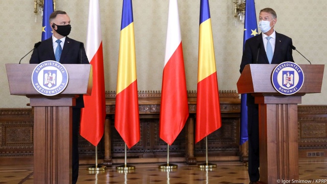 Rumunia i Polska chcą wzmocnić współpracę gospodarczą - poinformowali w Bukareszcie prezydenci obu krajów.
