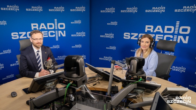 Rząd realizuje strategię wzmacniania państwa - podkreślał w Rozmowach pod Krawatem zachodniopomorski wojewoda Zbigniew Bogucki.