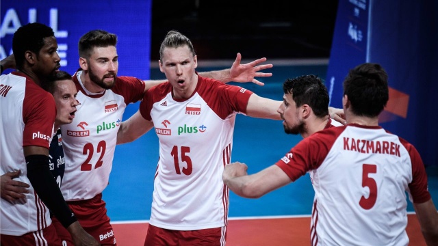 Siatkarska reprezentacja Polski wygrała z Bułgarią 3:0 (25:19, 25:15, 25:12) w swoim siódmym meczu Ligi Narodów we włoskim Rimini.