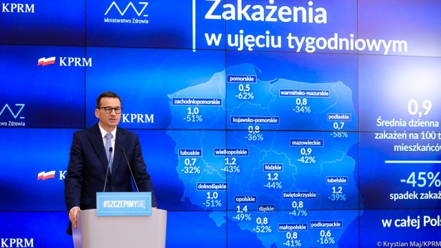 Premier Mateusz Morawiecki powiedział, że kolejne obostrzenia będą znoszone stopniowo - od 13 i 26 czerwca.