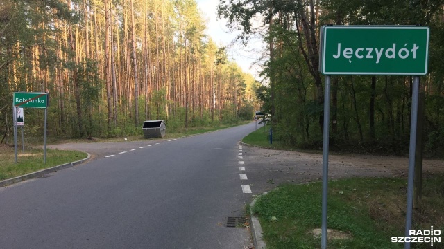 Konflikt między wójtem Kobylanki a radnymi trwa - cierpią jednak mieszkańcy. Tym razem poszło o linię busową Stargard - Szczecin.