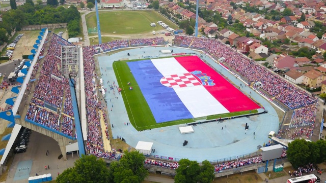 Nie Feyenoord Rotterdam ani Austria Wiedeń tylko NK Osijek będzie rywalem piłkarzy Pogoni Szczecin w drugiej rundzie eliminacji Ligi Konferencji Europy. Losowanie par odbyło się w szwajcarskim Nyonie.