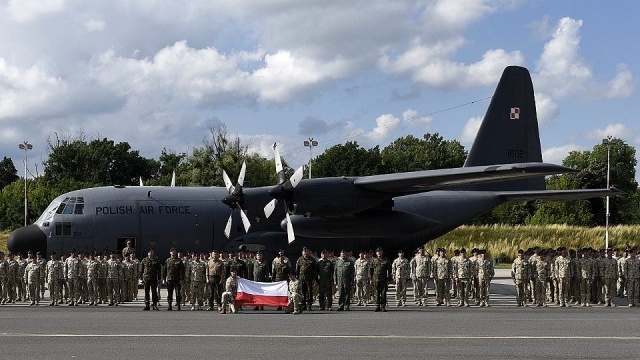 Polscy żołnierze kończą działania militarne w Afganistanie. W środę do Wrocławia wróciła ostatnia zmiana Polskiego Kontyngentu Wojskowego z tego kraju.