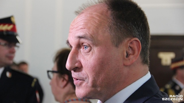 Poseł Paweł Kukiz wyraził nadzieję, że Prawo i Sprawiedliwość będzie chciało pohamować tworzenie się sitw nie tylko na drodze wewnętrznej uchwały, ale także poprzez uchwalenie ustawy obowiązującej wszystkie partie polityczne.