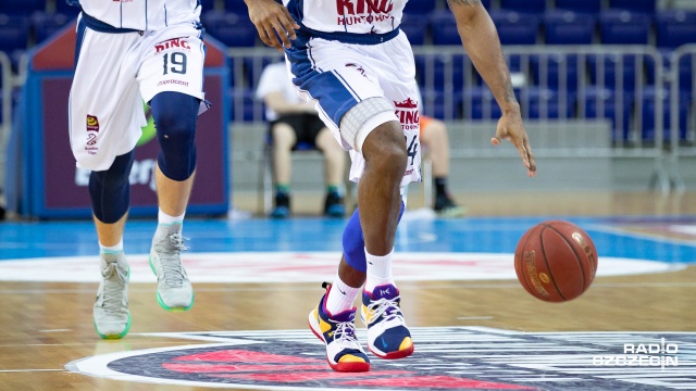 Amerykanin z gruzińskim paszportem Michael Dixon Jr został nowym koszykarzem Kinga Szczecin. 30-letni zawodnik podpisał roczny kontrakt ze szczecińskim klubem.