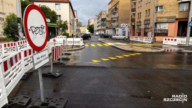 To ważna zmiana dla mieszkańców Niebuszewa. Kierowcy będą mogli wjechać na skrzyżowanie ulicami Niemcewicza i Kołłątaja od strony północnej.