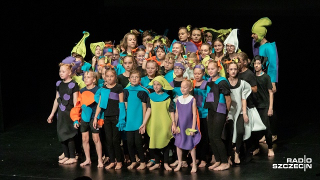 Blisko 50 dzieci wystąpiła na scenie Teatru Lalek Pleciuga w Szczecinie.