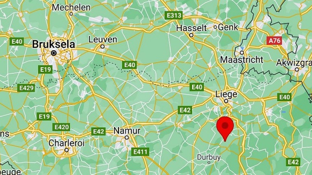 Polskie dzieci z zalanego ośrodka w Belgii są bezpieczne - zapewnia wiceszef MSZ Szymon Szynkowski vel Sęk.