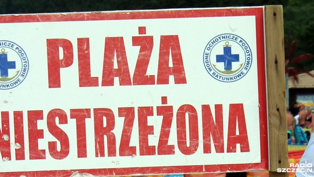 Ratownicy apelują o niekąpanie się w morzu na niestrzeżonych odcinkach wybrzeża.