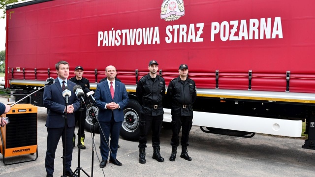 Do Nadrenii-Palatynatu w zachodnich Niemczech wyruszy w sobotę grupa ratowników Państwowej Straży Pożarnej przewożąca urządzenia do profesjonalnego osuszania obiektów zalanych przez falę powodziową.