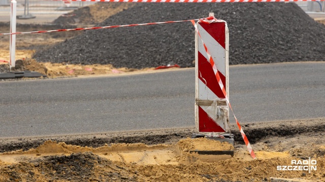 Prawie 60 milionów złotych chce pozyskać Starostwo Powiatowe w Policach na przebudowę sieci dróg naszego regionu.