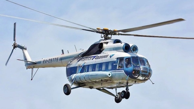 Katastrofa turystycznego helikoptera na Kamczatce. Na pokładzie maszyny, która spadła do Jeziora Kurylskiego na południu półwyspu znajdowało się 16 osób.