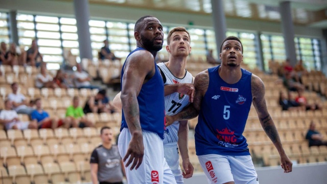 Koszykarze Kinga bez zwycięstwa w towarzyskim turnieju Abramczyk Cup w Bydgoszczy.