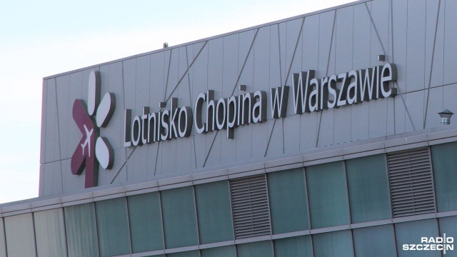 Na warszawskim Okęciu wylądował kolejny - szósty - samolot z osobami, ewakuowanymi z Afganistanu.