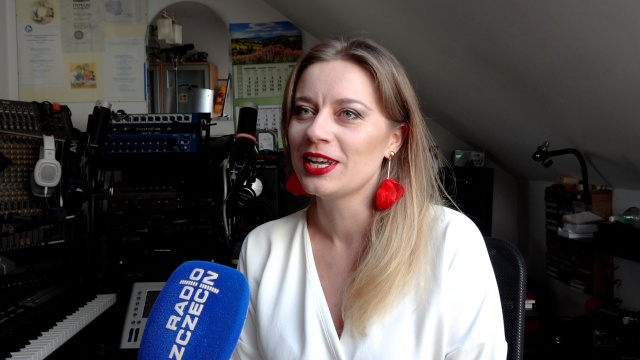 Ma szanse studiować na jednej z najlepszych uczelni na świecie, przeszkodą są tylko pieniądze. Adriana Grochowska, wokalistka i skrzypaczka ze Szczecina dostała się na Berklee College of Music w Bostonie.