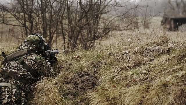 Rosja kieruje około 2,5 tysiąca żołnierzy na ćwiczenia wojskowe na Białoruś. W manewrach Zapad 2021, które rozpoczną się 10 września ma uczestniczyć na Białorusi prawie 13 tysięcy żołnierzy białoruskich i rosyjskich.