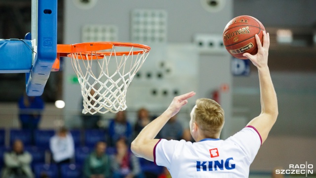 Koszykarze PGE Spójni Stargard i Kinga Szczecin gotowi do rozpoczęcia rozgrywek o mistrzostwo Polski. W Stargardzie odbędą się w piątek derby, czyli starcie biało-bordowych z Wilkami Morskimi.