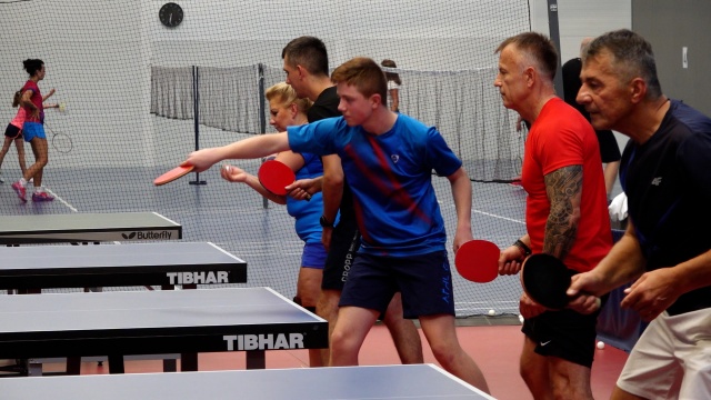 Szukamy następnych gwiazd tenisa stołowego - zapowiadają przedstawiciele klubu Top-Spin Szczecin. Rozpoczęła się rekrutacja na zajęcia dla dzieci, młodzieży oraz dorosłych.