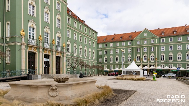 Urząd Miasta znów będzie czynny dłużej w poniedziałek. W Szczecinie - także na Prawobrzeżu do godziny 18 załatwicie sprawy związane z dowodami osobistymi czy prawami jazdy.