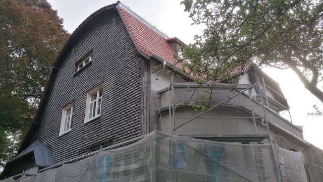 Zabytkowa willa przy ul. Krasickiego 6, na szczecińskim Pogodnie zostanie wyremontowana. W budynku obecnie znajduje się między innymi siedziba Rady Osiedla.