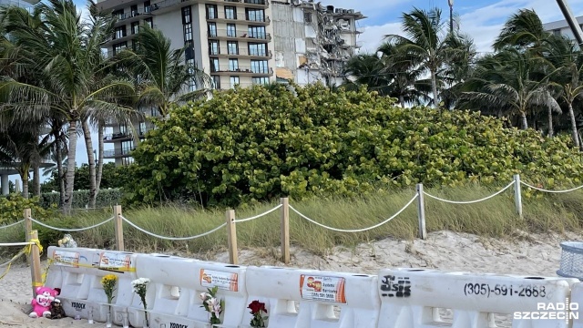 O postawienie pomnika w miejscu zawalenia się budynku na przedmieściach Miami apelują rodziny ofiar. W katastrofie budowlanej, do której doszło pod koniec czerwca zginęło 98 osób. Tymczasem teren ma zostać sprzedany komercyjnemu inwestorowi.