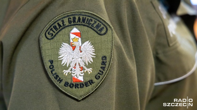 Szefowie MSWiA oraz MON mają w poniedziałek przedstawić sejmowej Komisji Administracji i Spraw Wewnętrznych informację o sytuacji panującej na granicy polsko-białoruskiej w związku z wprowadzeniem stanu wyjątkowego w jej rejonie.