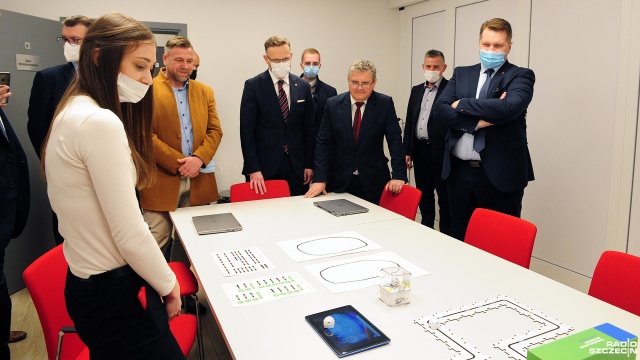 SOW-a to Strefa Odkrywania, Wyobraźni i Aktywności, czyli mini Centrum Nauki Kopernik, które popularyzuje naukę za pomocą interaktywnych eksponatów.
