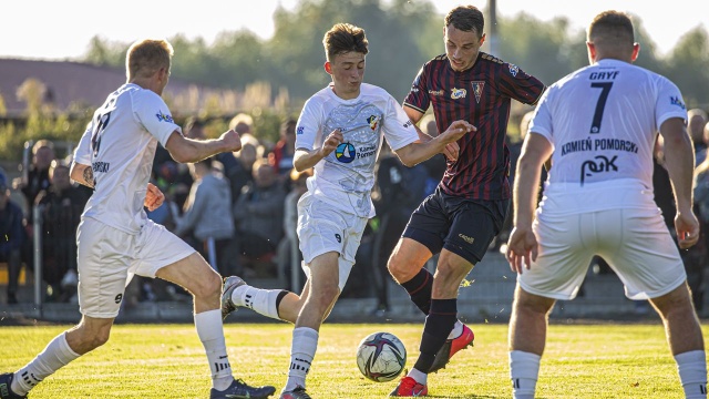 Piłkarze Pogoni urządzili sobie strzelecki trening w sparingowym meczu z Gryfem Kamień Pomorski. Szczecinianie wygrali z liderem grupy 1 klasy okręgowej 11:0.
