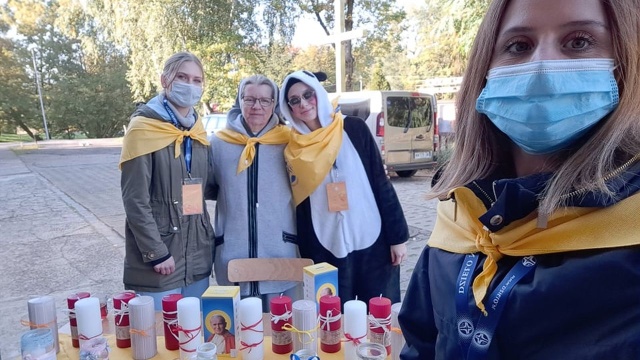 21. Dzień Papieski przebiega pod hasłem Nie lękajcie się. Studenci papieskiej Fundacji Dzieło Nowego Tysiąclecia kwestują na swoje wykształcenie. Przygotowali też coś dla mieszkańców Szczecina w parafii św. Jana Bosko przy ul. Witkiewicza.
