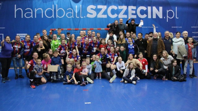 Hit I ligi dla piłkarek ręcznych SPR Pogoni. Szczecinianki pokonały Arkę Gdynia 30:20 w trzeciej kolejce rozgrywek na zapleczu Superligi.