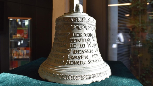 Prawie 300 lat temu odlano go z brązu w Szczecinie - teraz zabytkowy dzwon można zobaczyć w muzeum w Stargardzie.