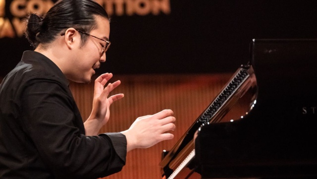 W złotej sali Filharmonii im. Mieczysława Karłowicza w Szczecinie rozpoczyna się maraton laureatów XVIII Międzynarodowego Konkursu Pianistycznego im. Fryderyka Chopina w Warszawie.