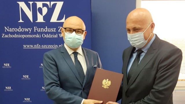 Zachodniopomorski Oddział Wojewódzkiego Narodowego Funduszu Zdrowia ma nowego dyrektora. Został nim Paweł Kurzak. Na stanowisku zastąpił pełniącą do tej pory obowiązki Agnieszkę Pietraszewską-Machetę.