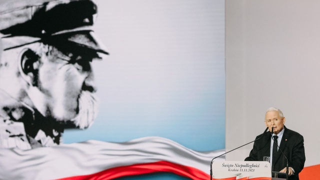 Prezes Prawa i Sprawiedliwości, wicepremier Jarosław Kaczyński powiedział, że odzyskanie niepodległości w 1918 roku było możliwe dzięki współpracy ludzi, którzy nie zawsze zgadzali się ze sobą politycznie.