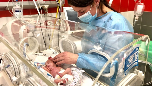 214 wcześniaków urodziło się w tym roku w szpitalu Zdroje w Szczecinie. W środę te maluchy, którym spieszyło się na świat mają swoje święto.