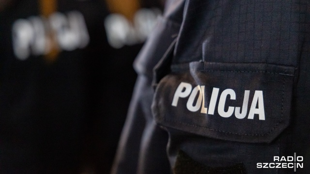 Podlascy policjanci zatrzymali w niedzielę cztery osoby w związku z pomocnictwem przy nielegalnym przekraczaniu granicy. Wśród zatrzymanych są trzej obywateli Ukrainy i obywatel Tadżykistanu.